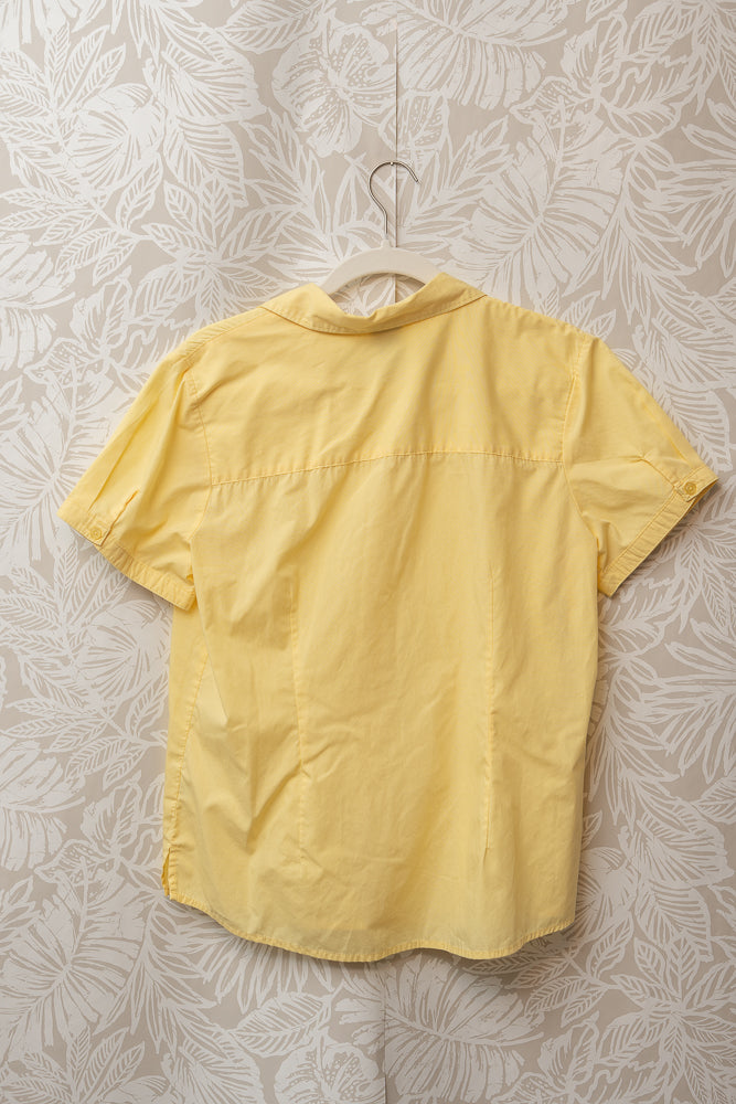 Size L | Light Canary Yellow Short Sleeve Button Down 🌷