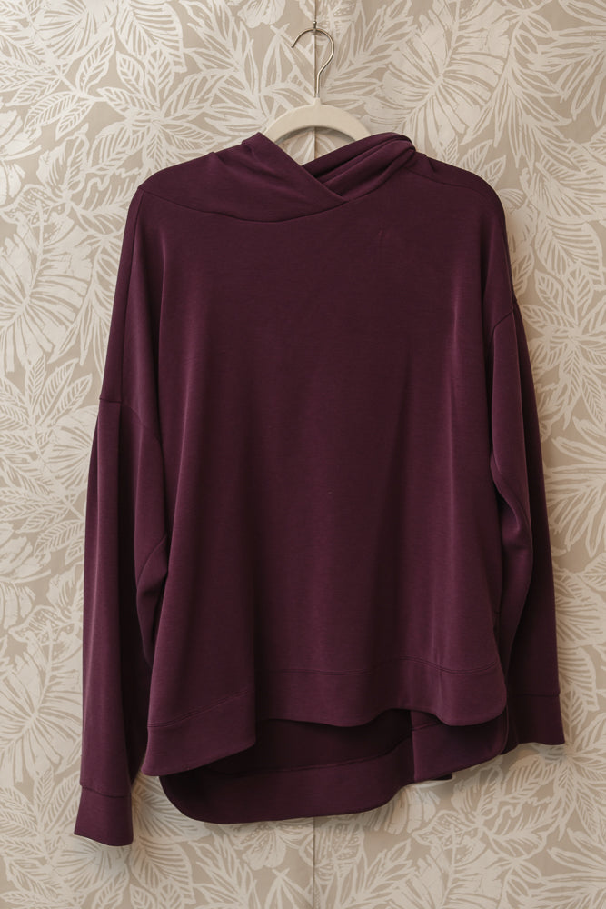 Size L | Dark Smoked Grape Calia Sweatshirt ☀️