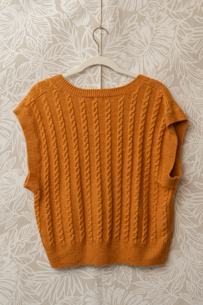 Size L | Light Amber Short Sleeve Sweater 🍁